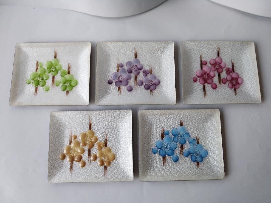 美術 七宝焼 銘々皿 飾り皿 5客セット 新品 未使用 です。