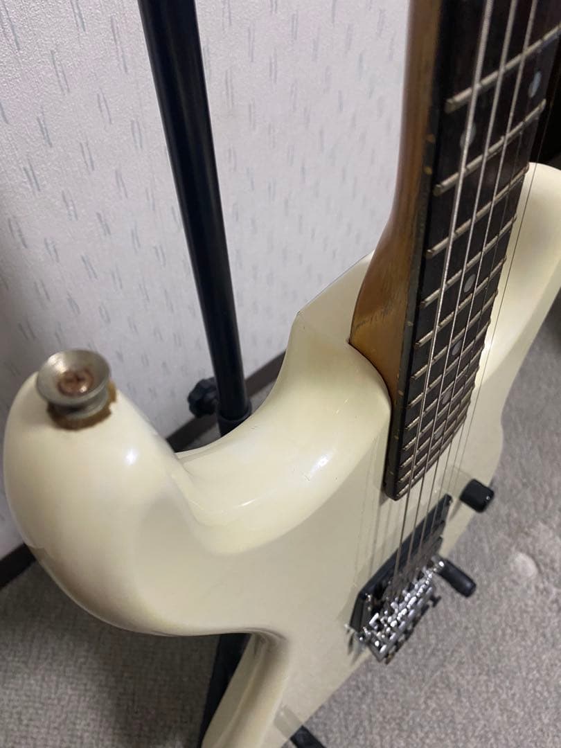 KRAMER STRIKER 100ST ホワイト エレキギター