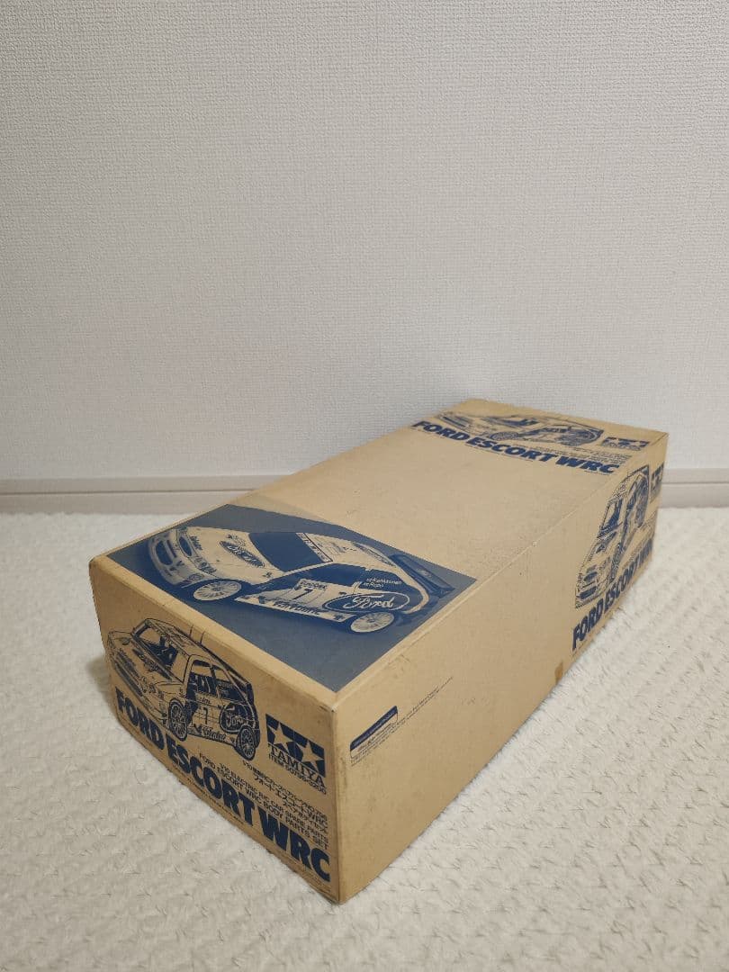 タミヤ　1/10　フォード　エスコート　WRC　スペアボディ