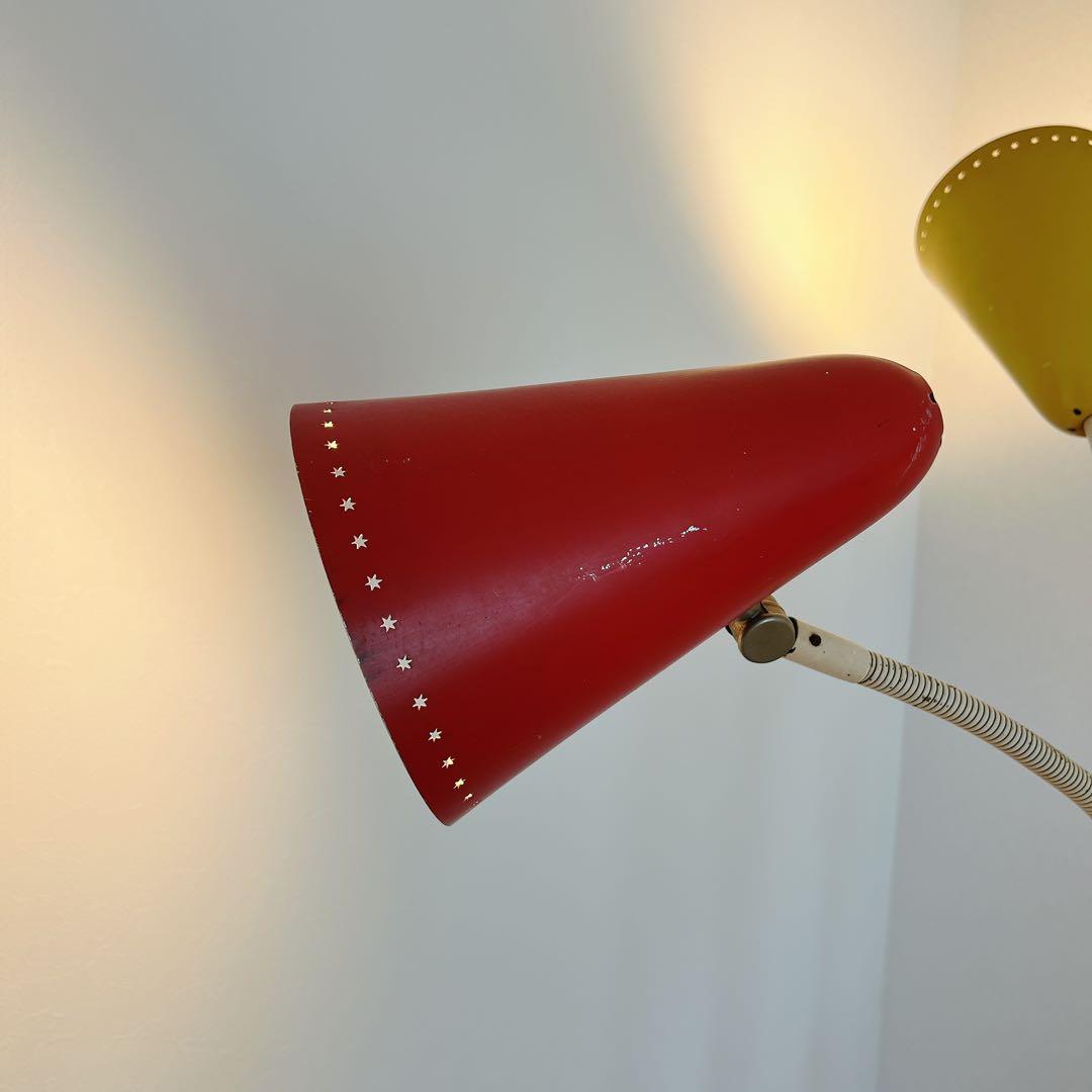 家具 Hala Mid Century floor lamp by Busquet