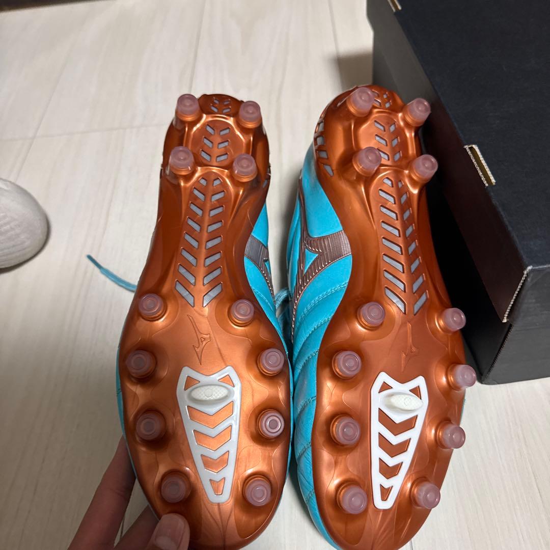 Mizuno モレリアneo IIIワールドカップカラー