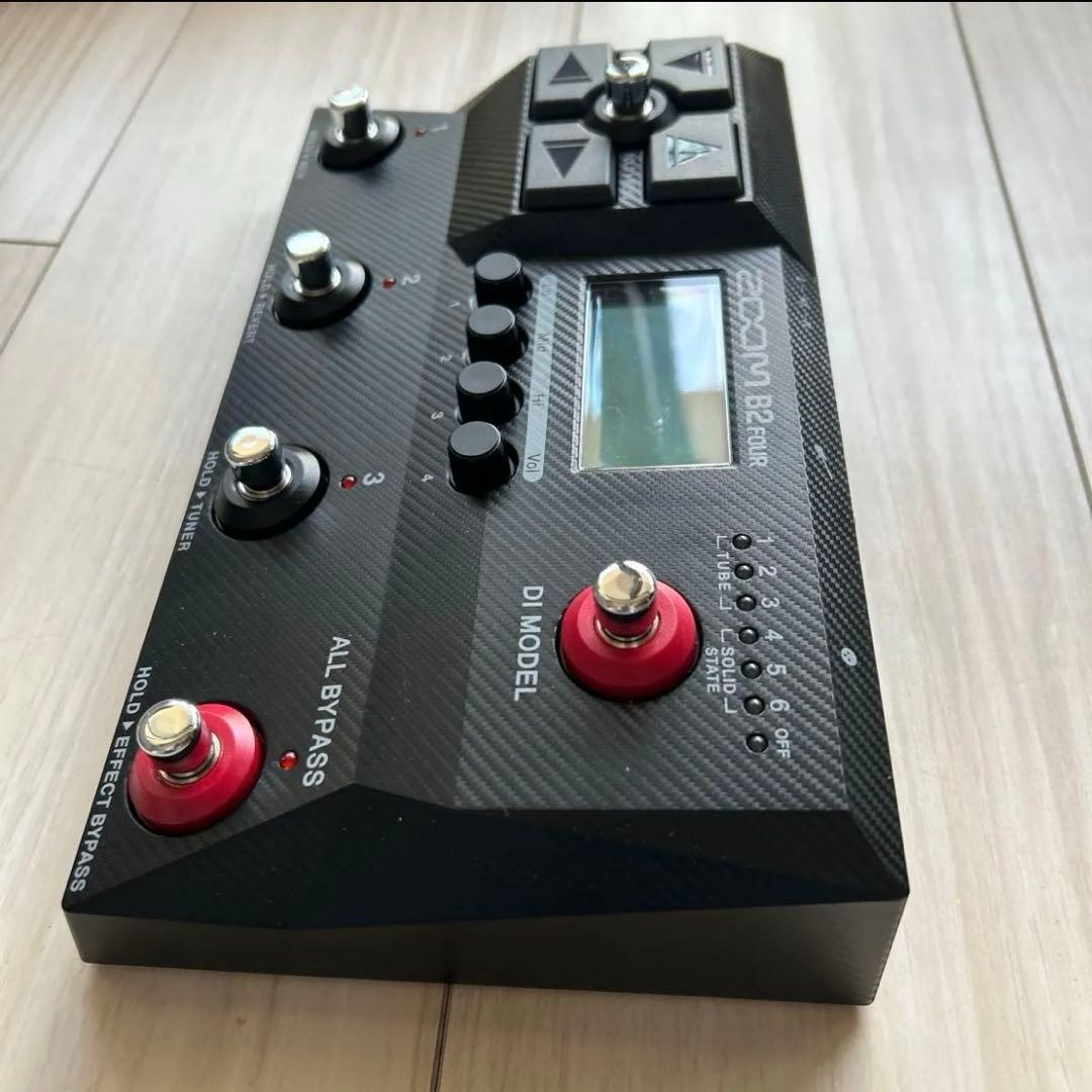 【ほぼ未使用】ZOOM B2 Four ベースエフェクター