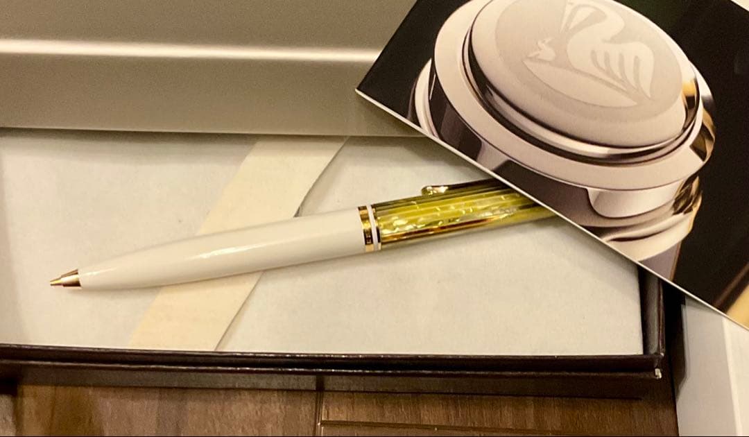 ミ*ー様 ほぼ未使用　ペリカン スーベレーン D400シャープペンシル　ホワイト