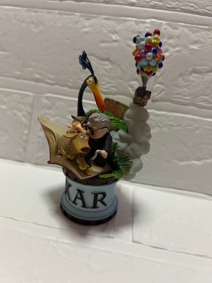 カールじいさんの空飛ぶ家　フィギュア　カール　ラッセル　レア