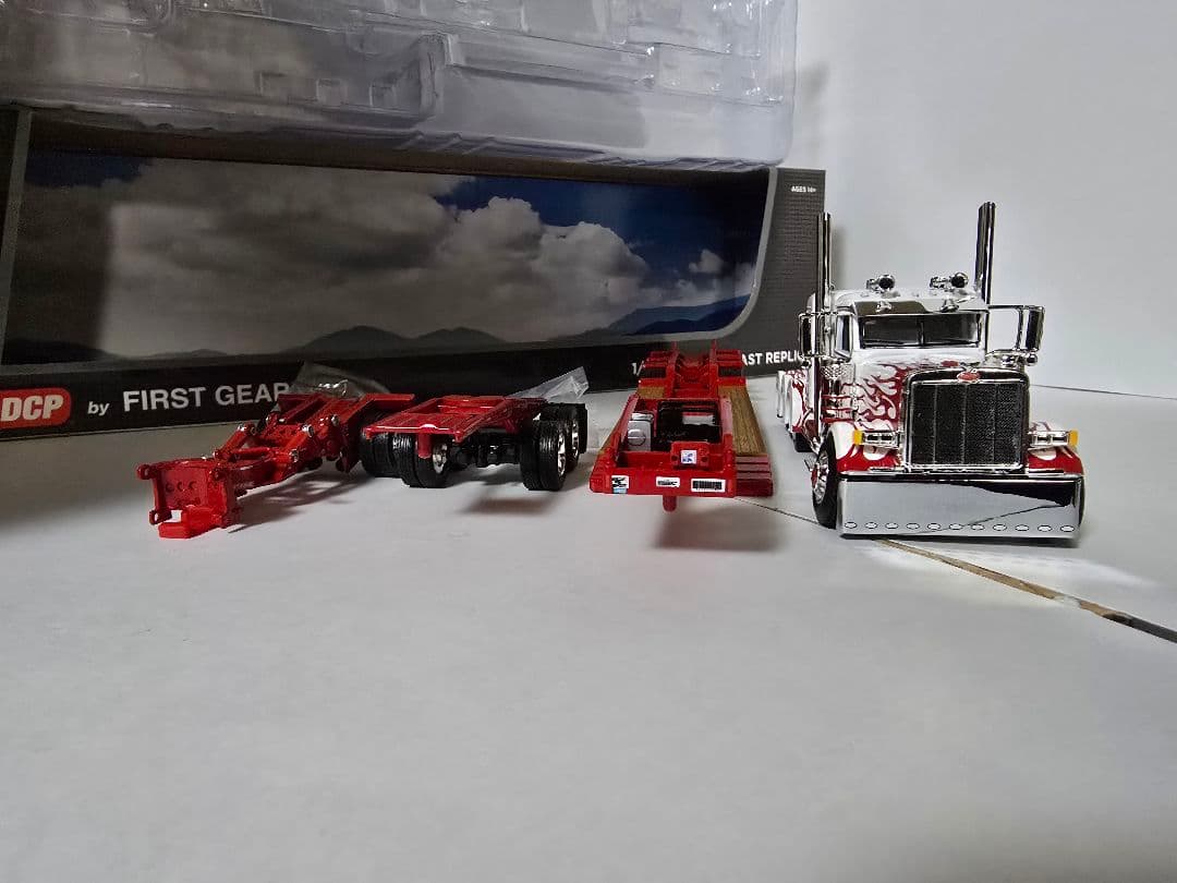 専用 Peterbilt389 重機運搬