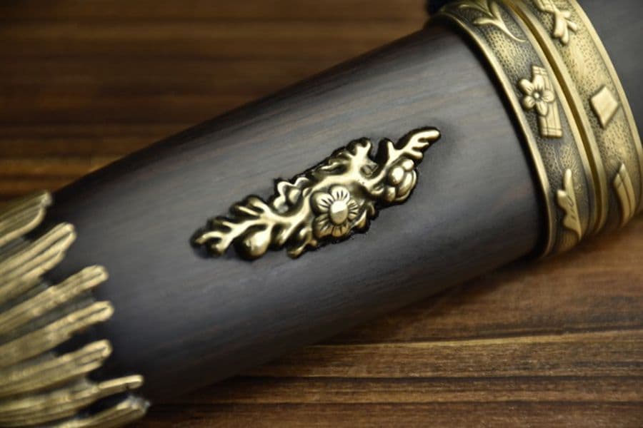 月を閉じ花を恥じる 古兵器   武具　刀装具　日本刀　模造刀 肋差   短刀