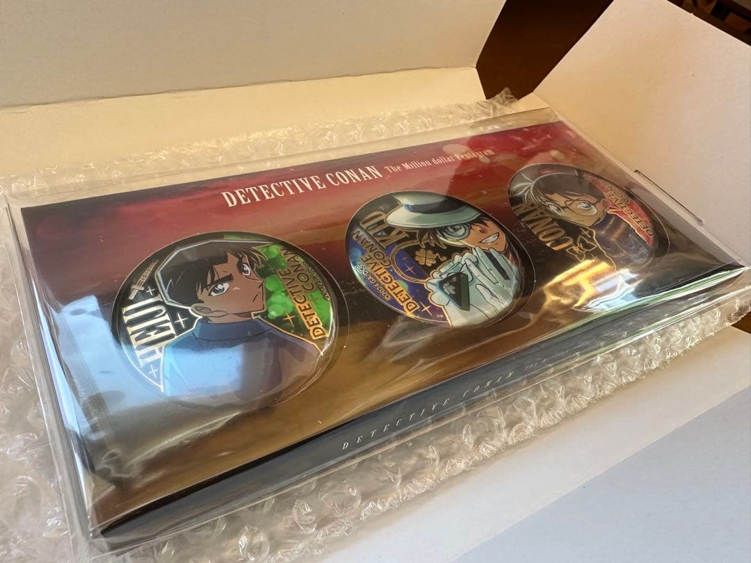 劇場版名探偵コナン 100万ドルの五稜星 限定メタル缶バッジセット