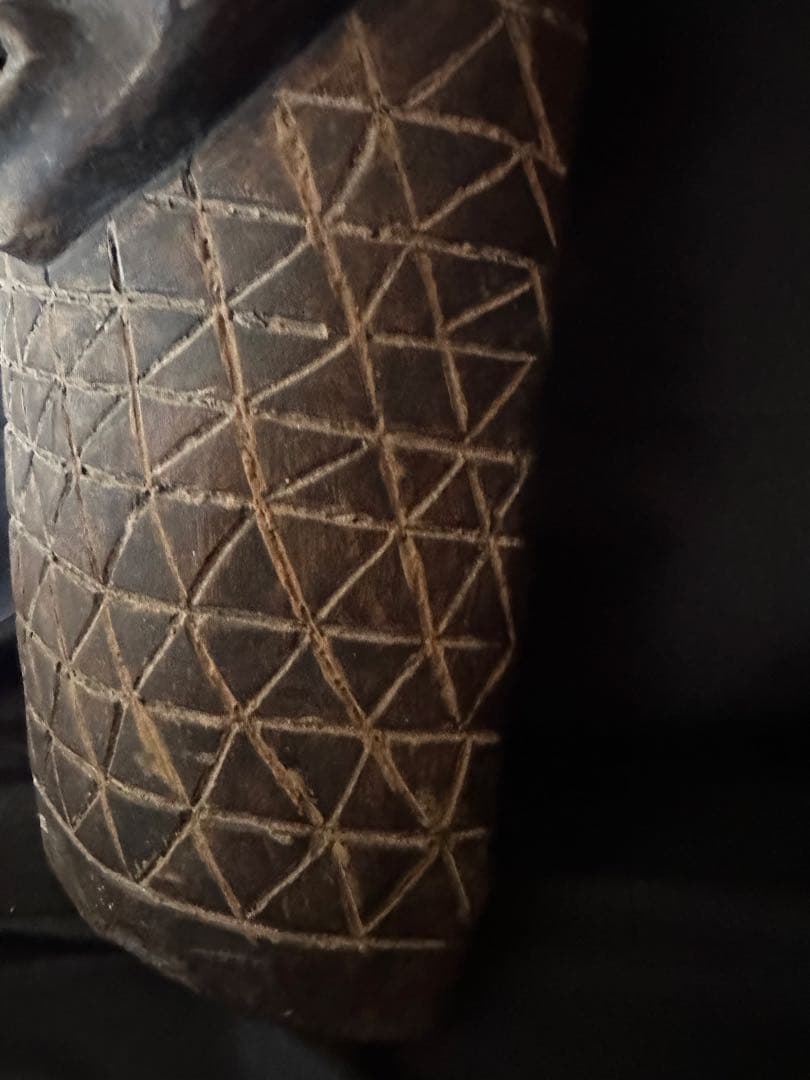 アフリカ コンゴ 木製 幾何学紋様 仮面／アンティーク／マスク