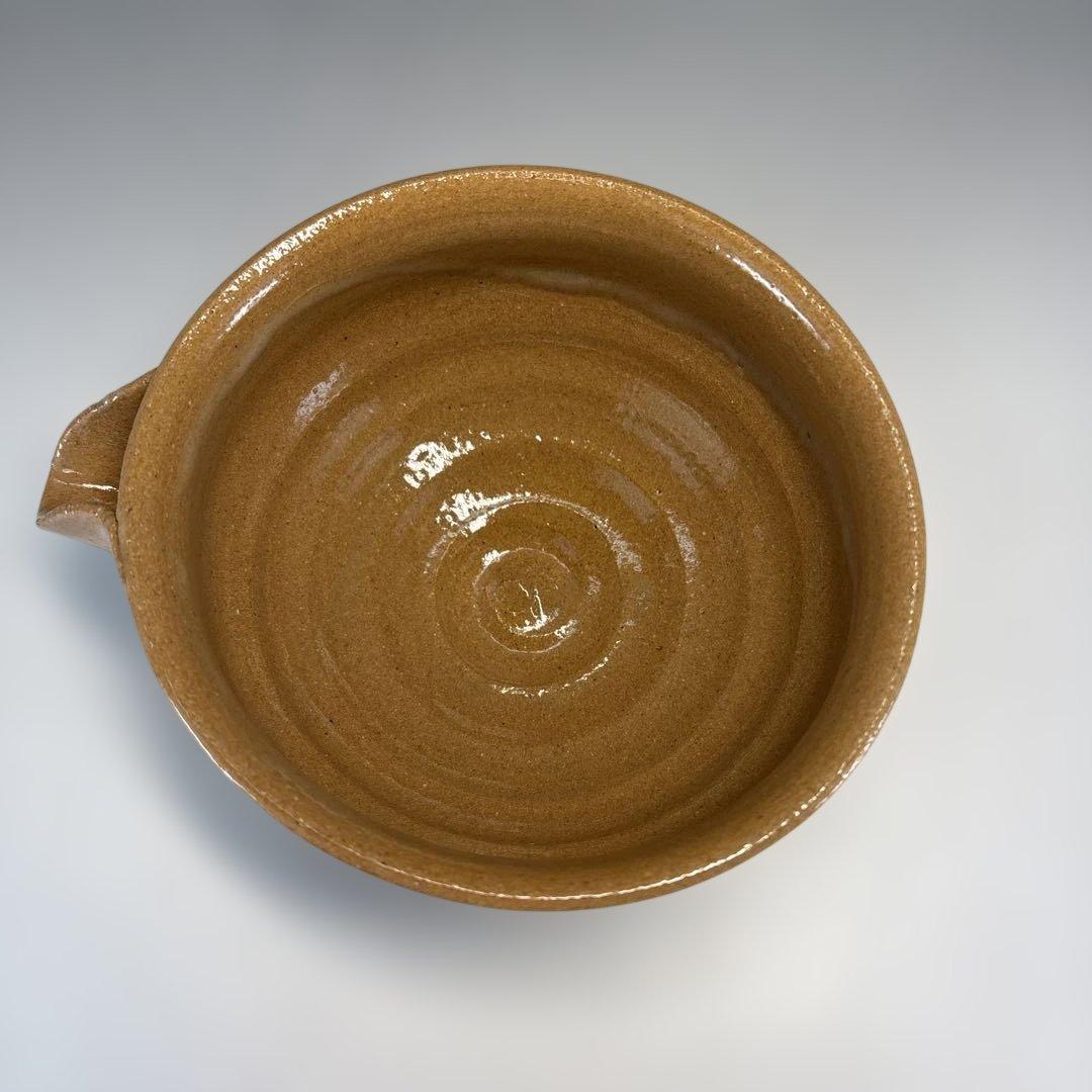 【中古品】岡本作礼造　奥高麗片口茶碗　繋駒写