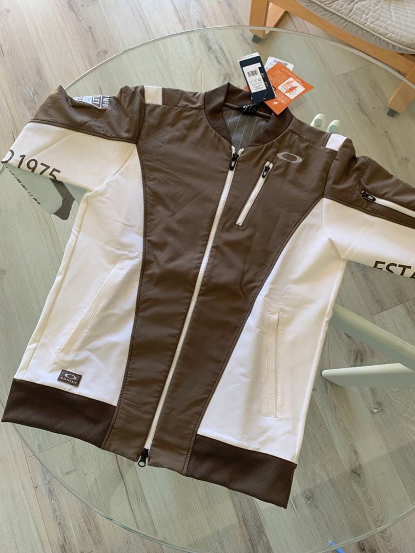 【値下げ！】Oakley HEAT-X ジャケット ブラウン/ホワイト即購入OK