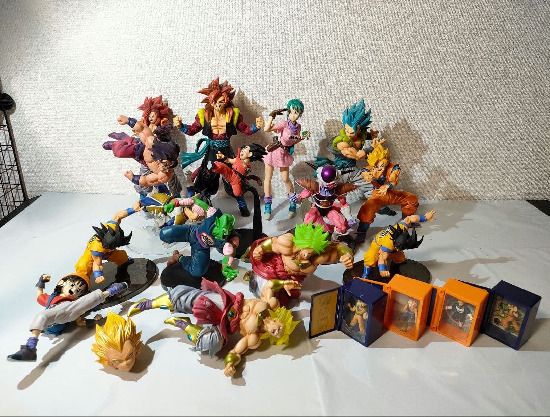☆　ドラゴンボールフィギュア　まとめ売り　ゴジータ　孫悟空　ベジータ　ブルマ　他