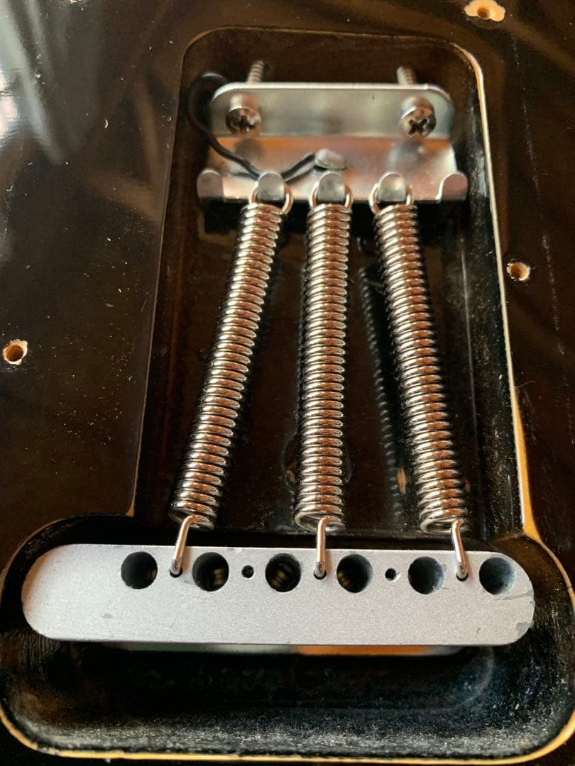 Squierスクワイヤー　ストラト