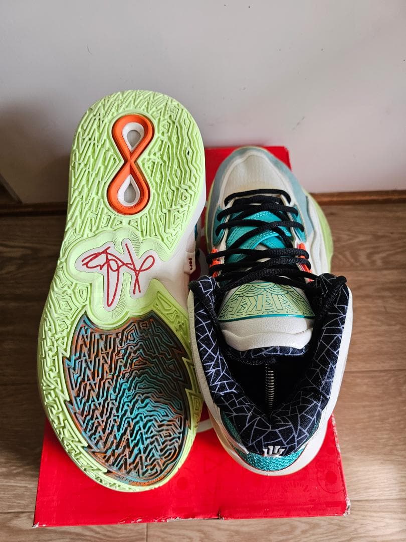 シューズ(男性用) Nike Kyrie 8 \"CNY\" Basketball Shoes