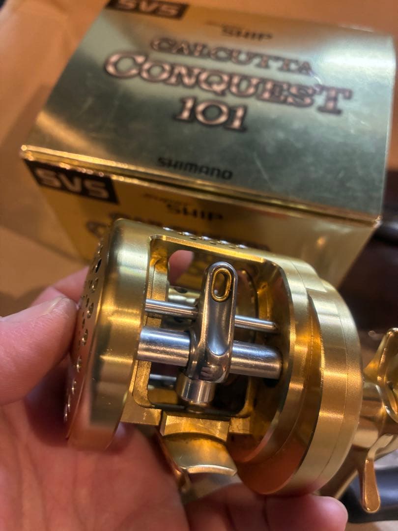 リール SHIMANO CALCUTTA CONQUEST 101