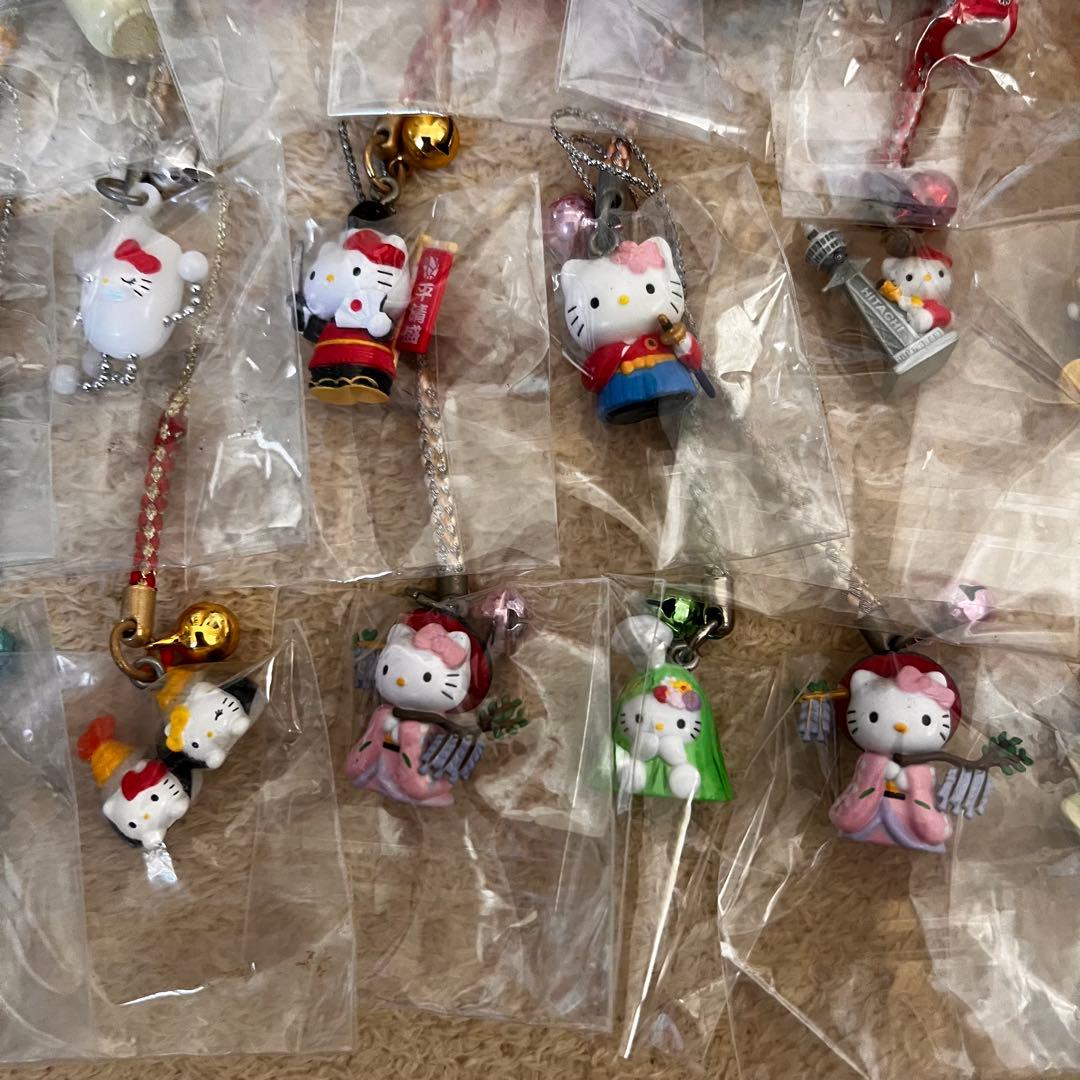 ハローキティ　ご当地キティ　根付けストラップ　60点　まとめ売り