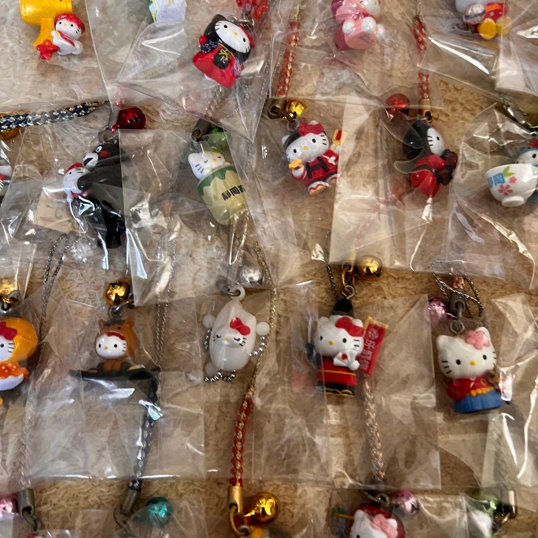 ハローキティ　ご当地キティ　根付けストラップ　60点　まとめ売り