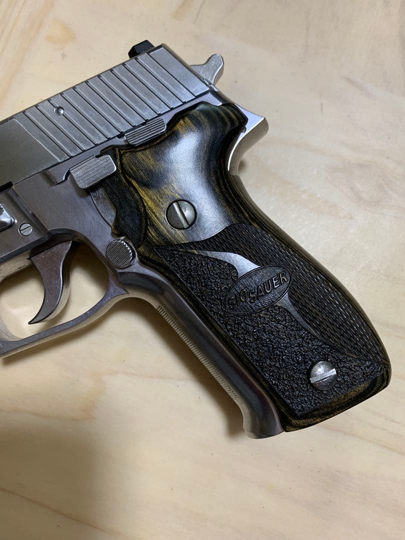 美品　希少東京マルイ シグ P226アルタモン木製グリップ　ブラックウォーター