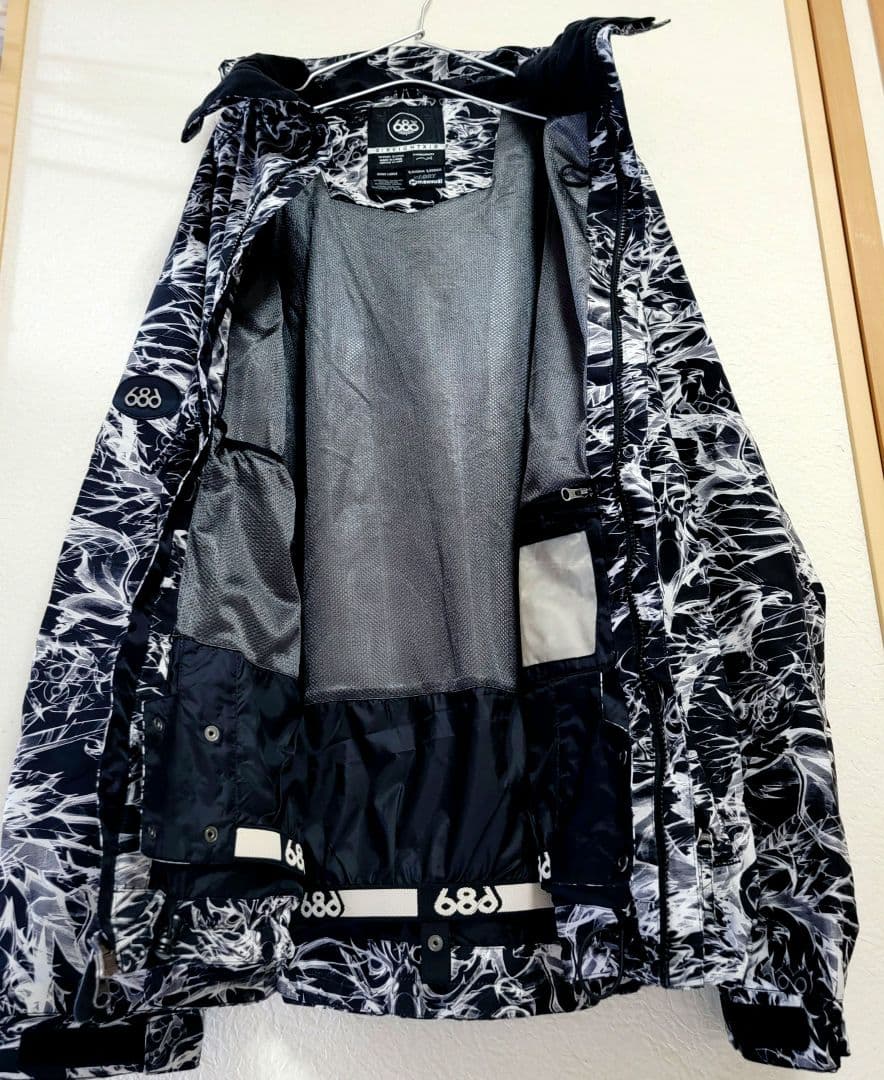 【686】スノーボードジャケット　メンズウェア　 Lサイズ