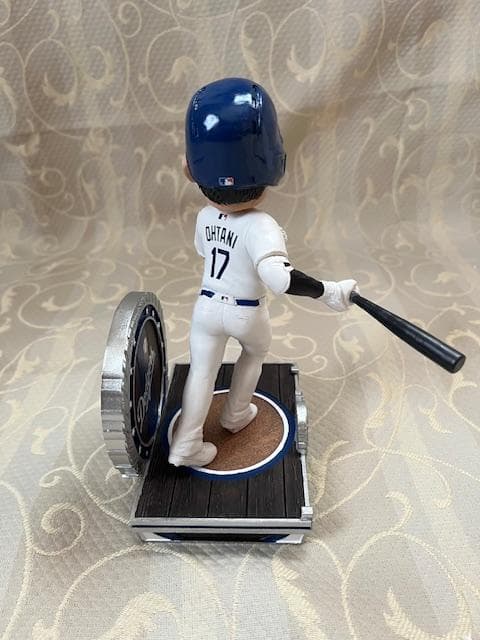 限定504個大谷翔平FOCO8インチエクスクルーシブ エリーアイコンボブルヘッド