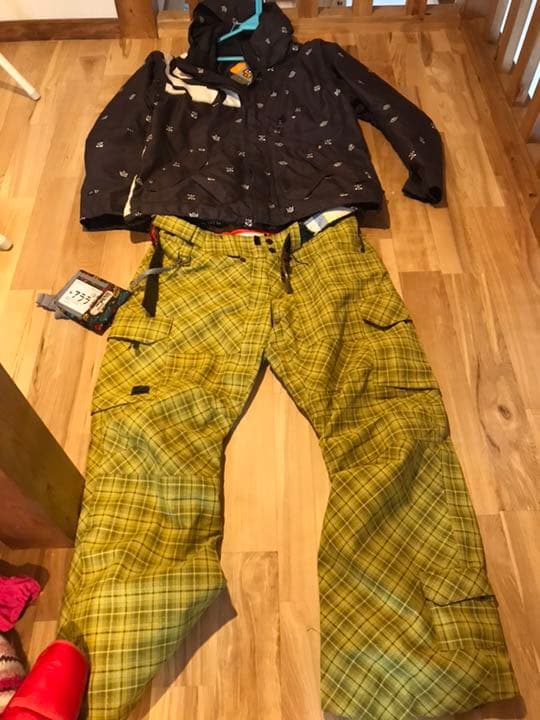 スノボウェア上下　セット売り