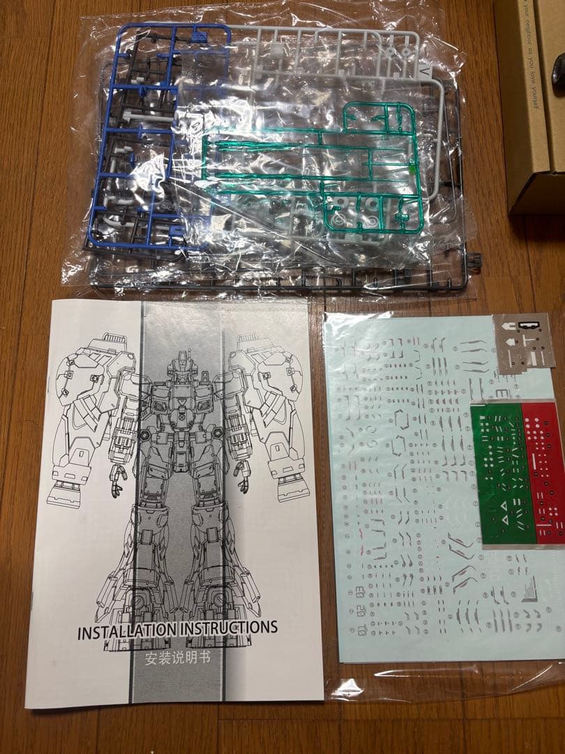 海外プラモデル　ソロモン 1/100GP-02Aガンダム試作2号機　組み立て済み