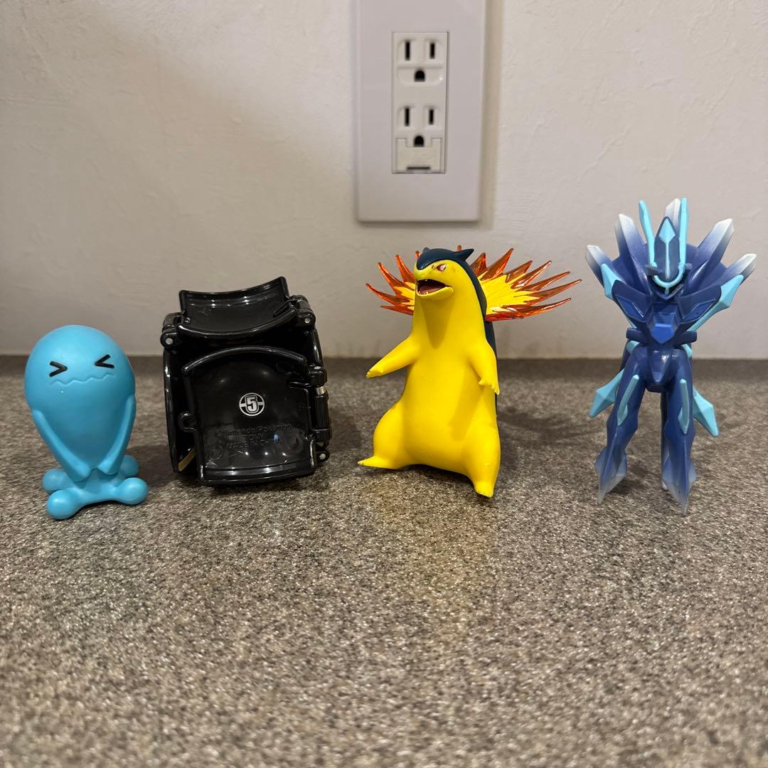 モンコレ　ポケモンフィギュアセット 52体 ポケデルゼ1個　TOMY 断捨離品