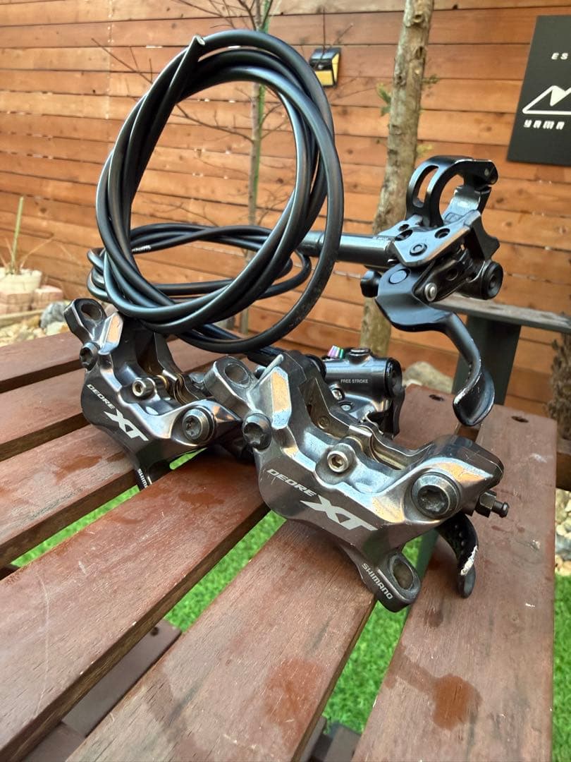 Deore XT ブレーキセット シマノ 4ピストン リア＆フロント