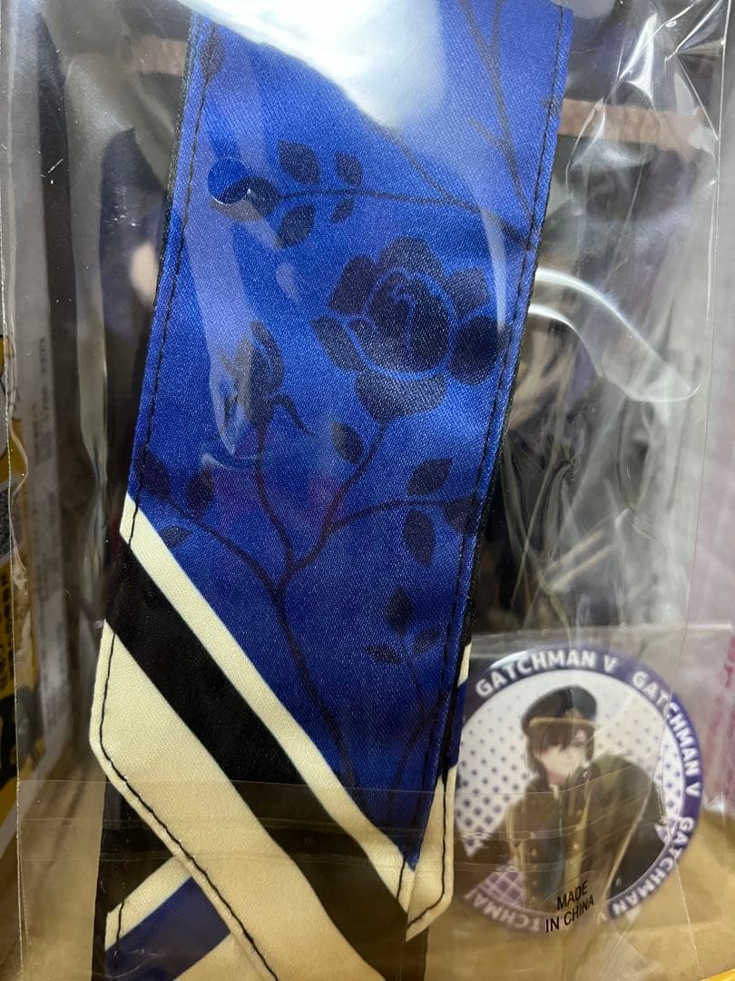 ガッチマンv ぬいぐるみ 缶バッチ リボンスカーフ セット