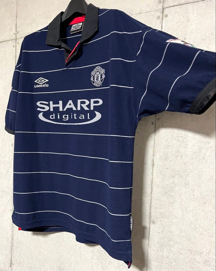 【極美品！】99/00 マンチェスター・U ♯7 ベッカム【Mサイズ】パイル地