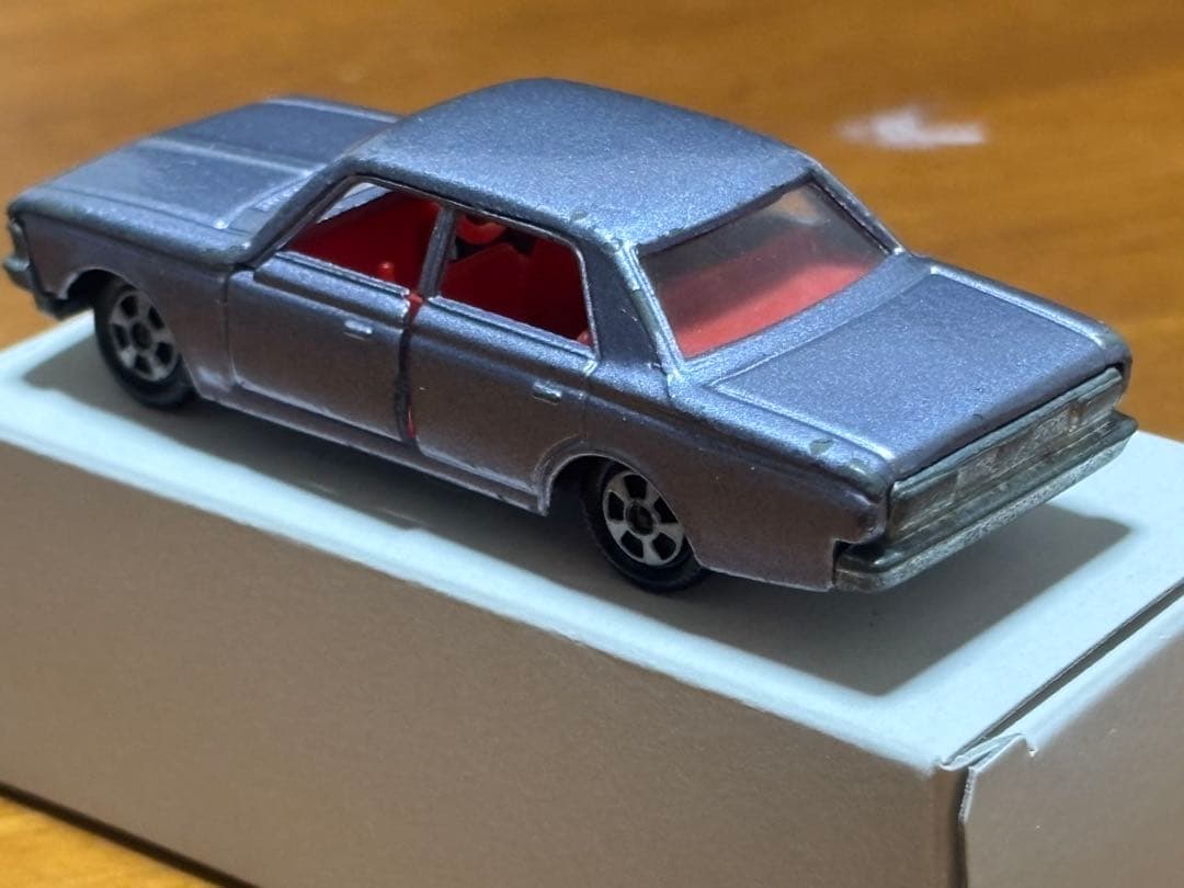 入札困難✴︎最初期トミカクラウン スーパーデラックス 1Aホイール　メタブルー