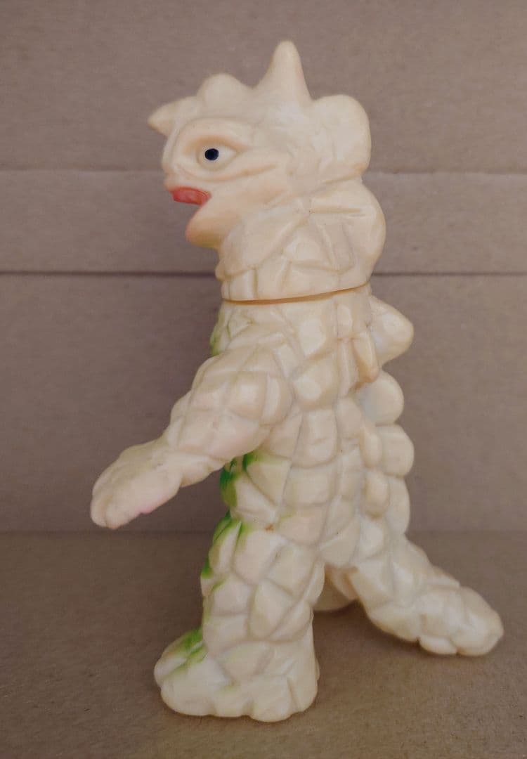 【当時物】【希少】【ブルマァク】ゴルパゴス☆帰ってきたウルトラマン怪獣☆美品