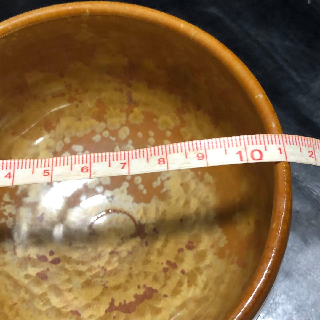 美しい古美術◆蔵の奥から謎めいた黄金に輝く美しい抹茶茶碗が出て来ました。茶道具