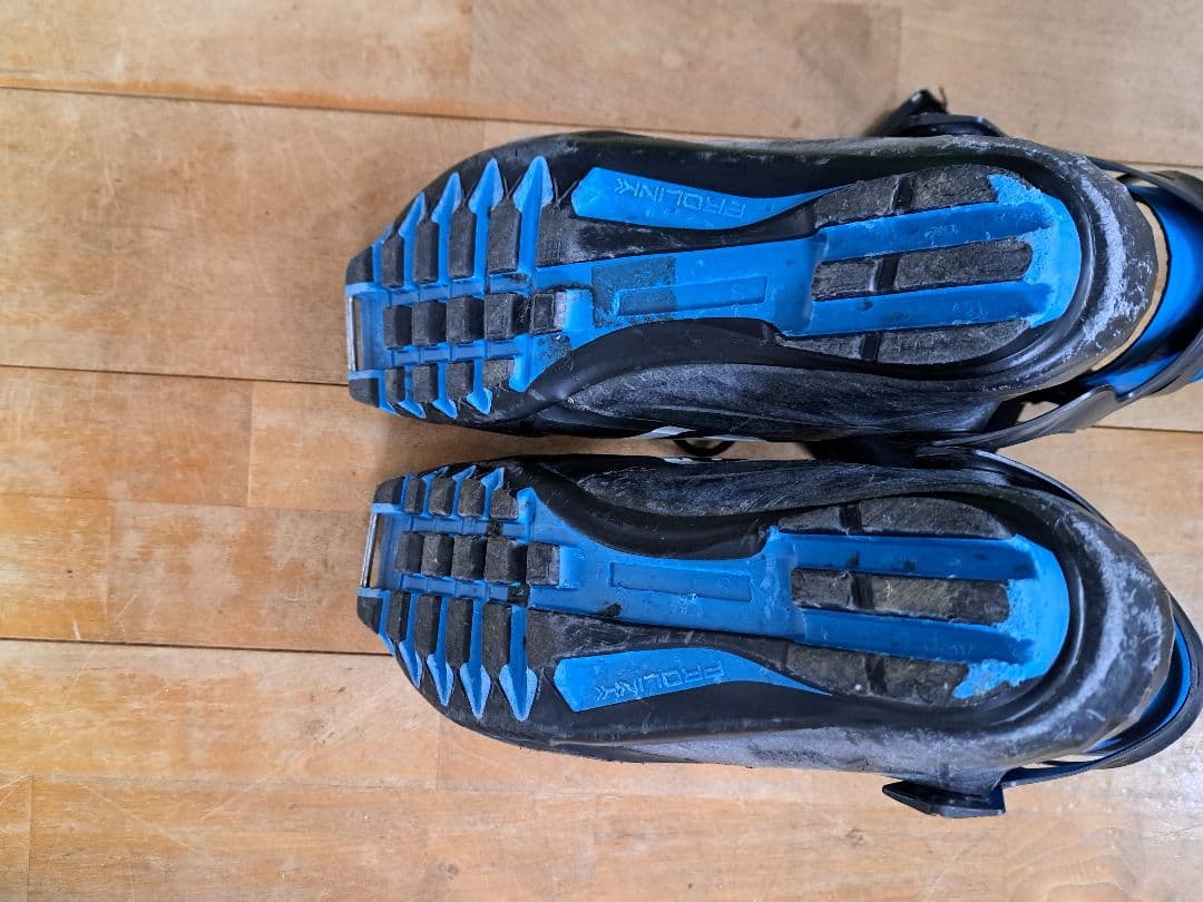 クロスカントリースキー　Salomon Race スケーティングブーツ