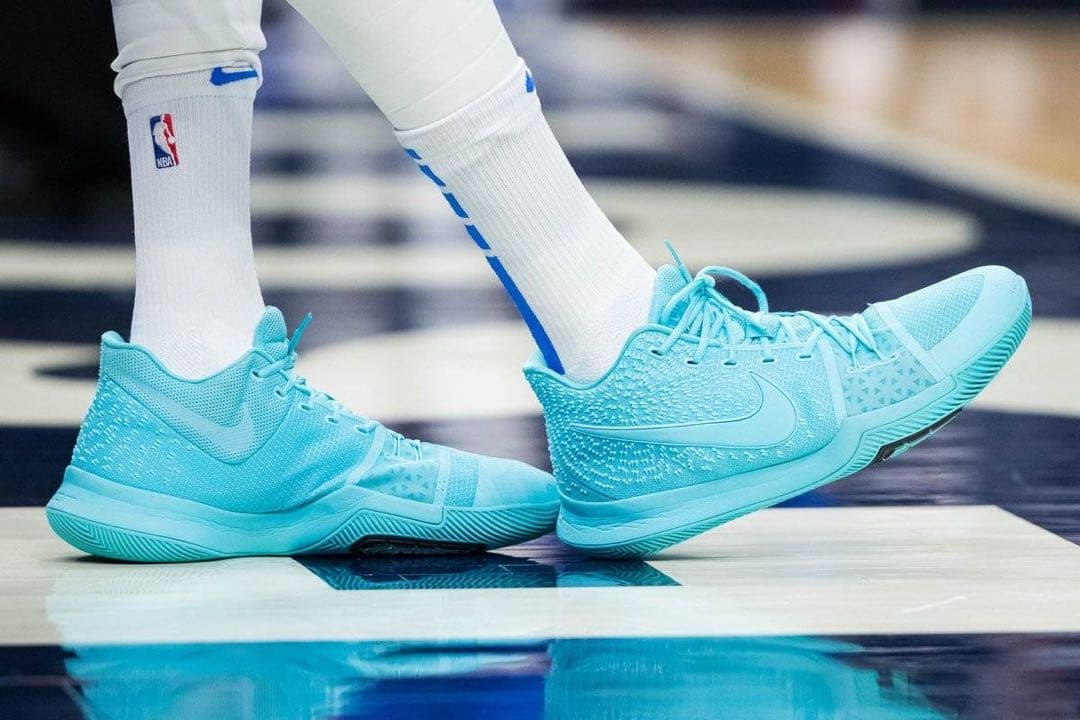 NIKE KYRIE 3 AQUA カイリー3 アクア kobe コービー