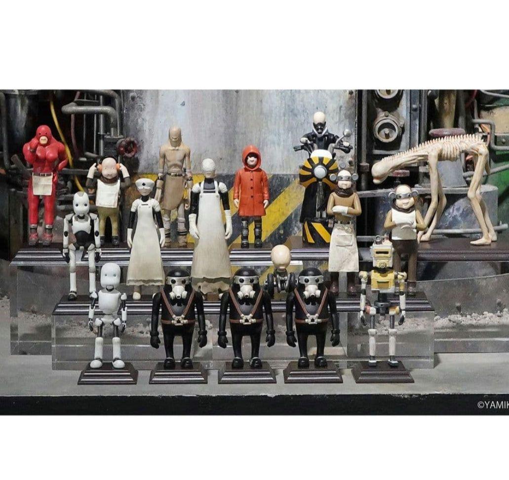 ヒグチユウコ Wサイン入りカード＆スリーブ付きJUNK HEAD 17体セット