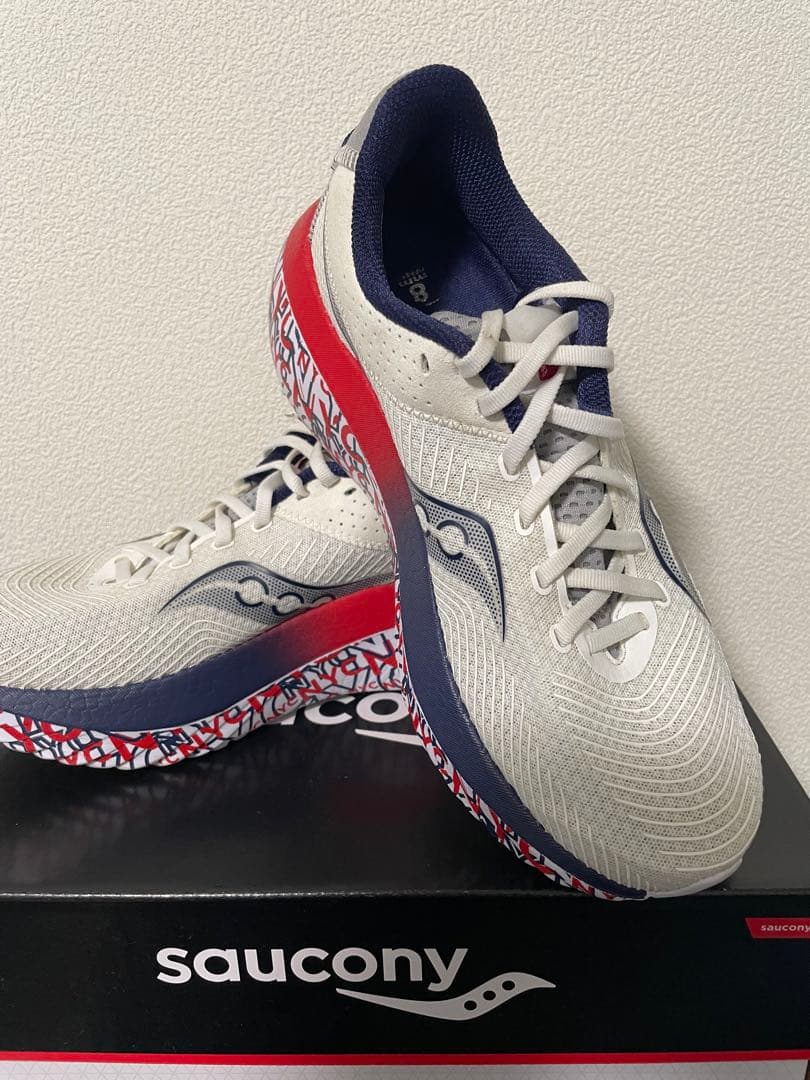 【saucony】 KINVARA PRO 26.5cm