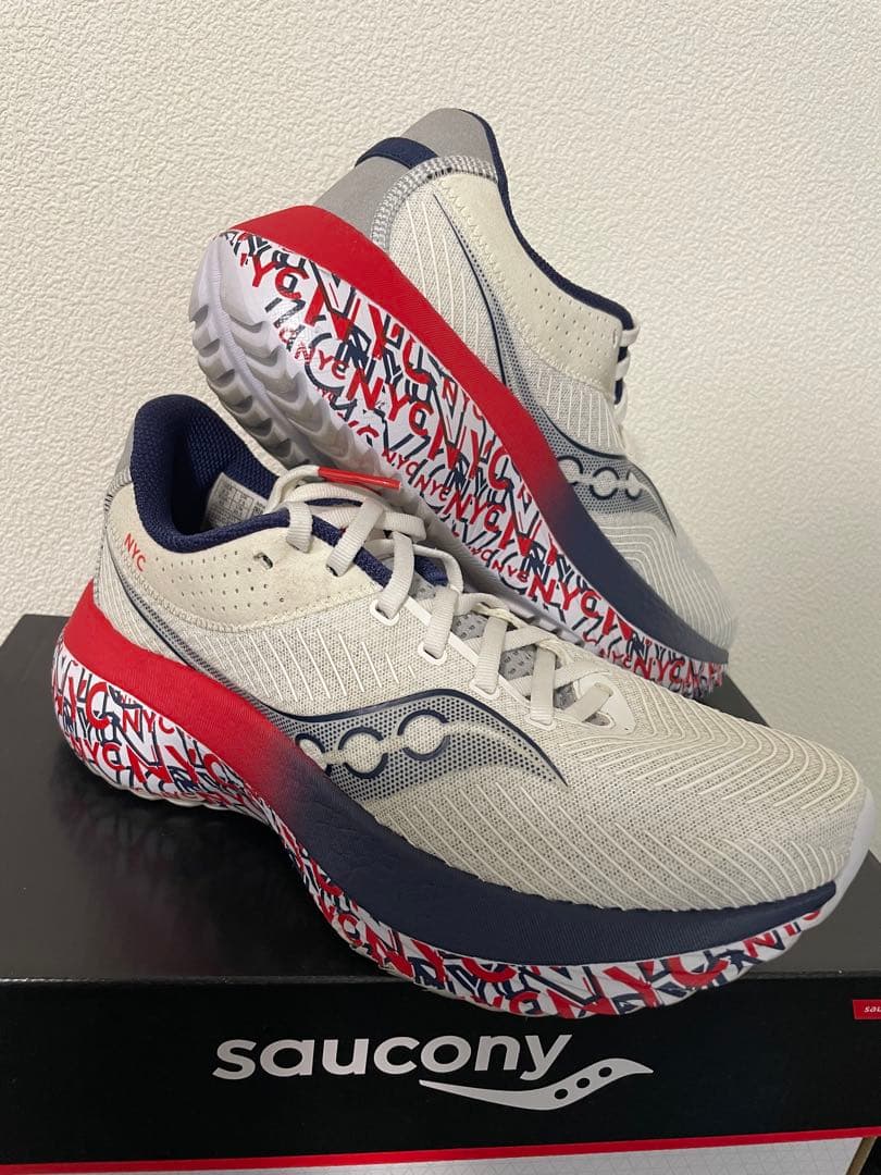 【saucony】 KINVARA PRO 26.5cm