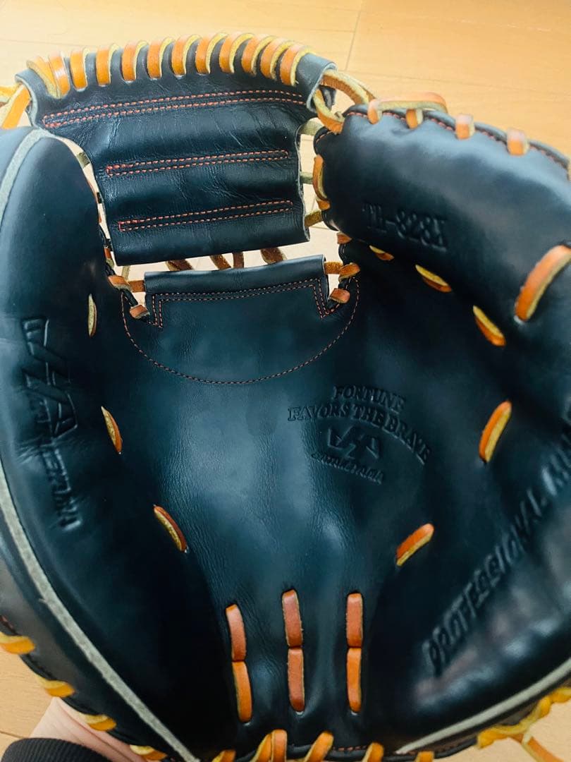 【美品】ハタケタマ　キャッチャーミット　軟式　一般大人用