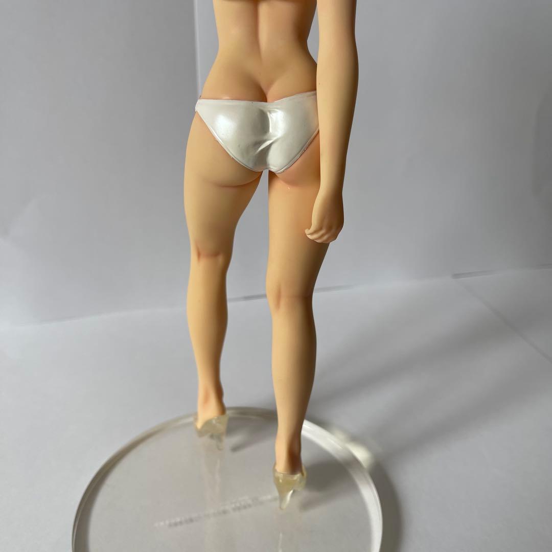 頭文字D 佐藤真子 水着 Ver. WHITE 1/6 完成品フィギュア