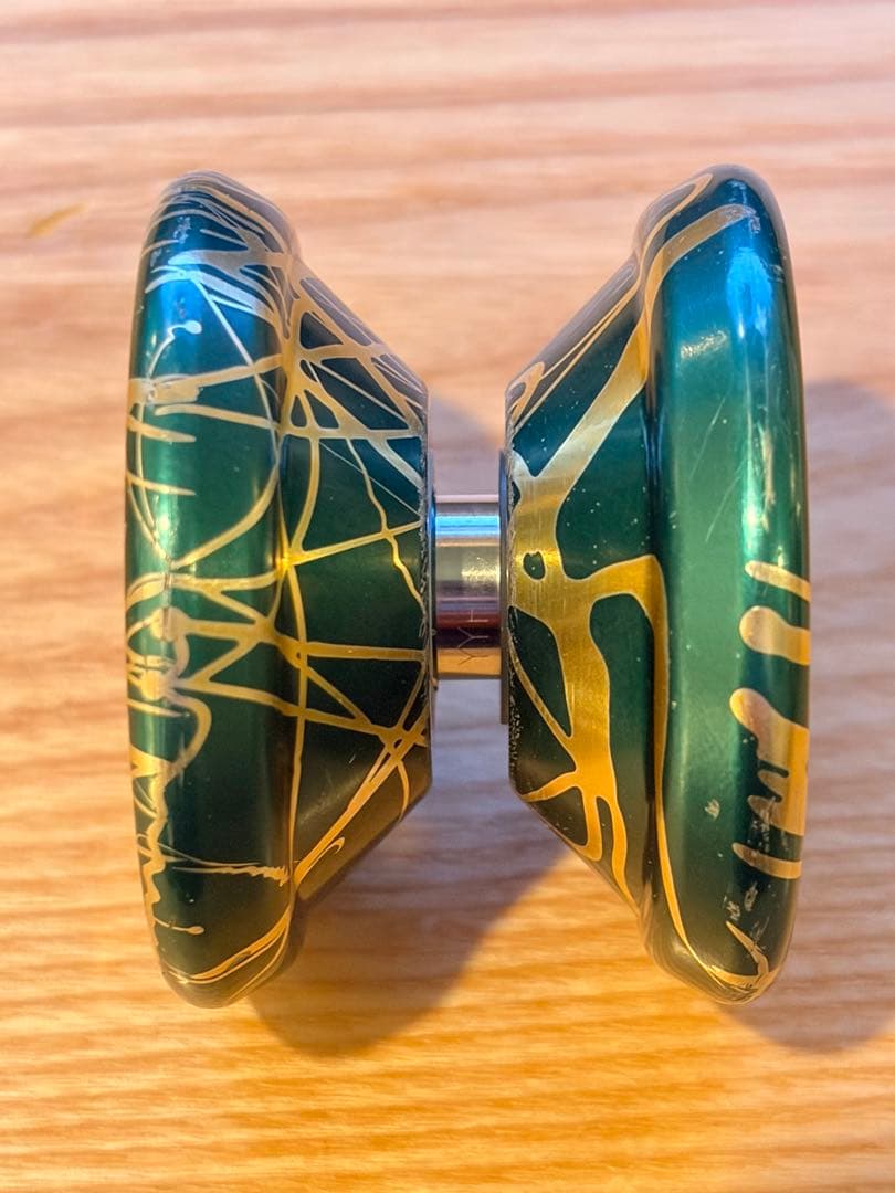 ヨーヨーファクトリー　スーパースター　グリーン　ゴールド　スプラッシュ　ハブ