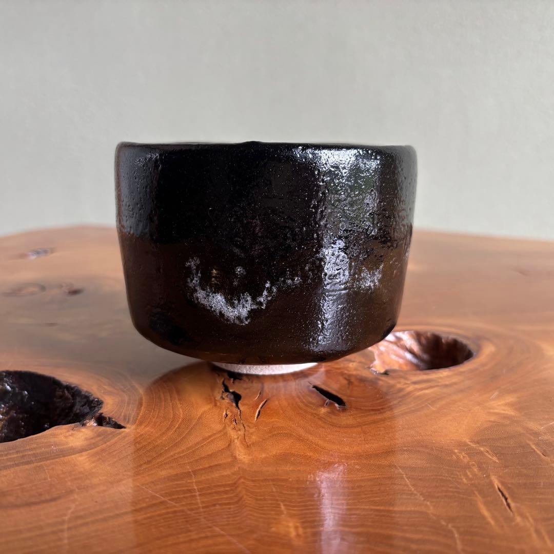 楽入窯 吉村楽入 蛇喝釉 黒楽茶碗 楽焼 抹茶碗 茶道具 共箱(141Cb)
