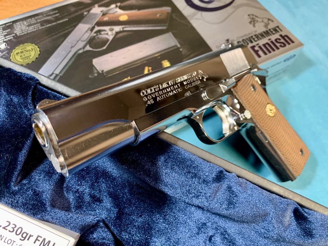 東京マルイ コルト・ガバメント Series'70 ニッケルフィニッシュ