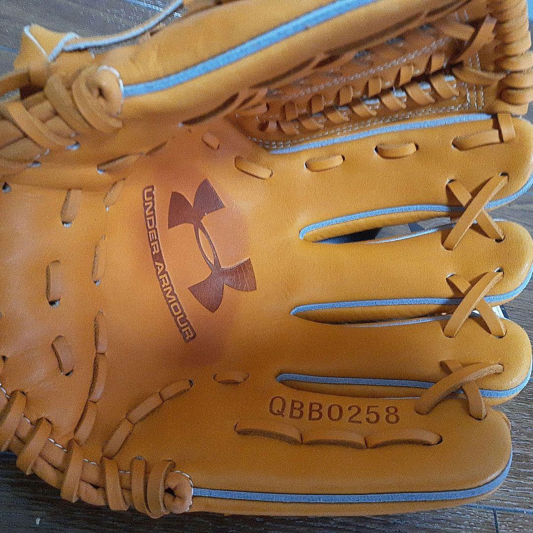 Under Armour 野球用グローブ カラー：DOR