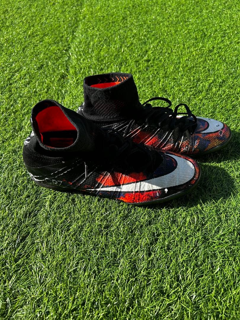 値下げしました！Nike マーキュリアル　CR7 ハイカット サッカーシューズ