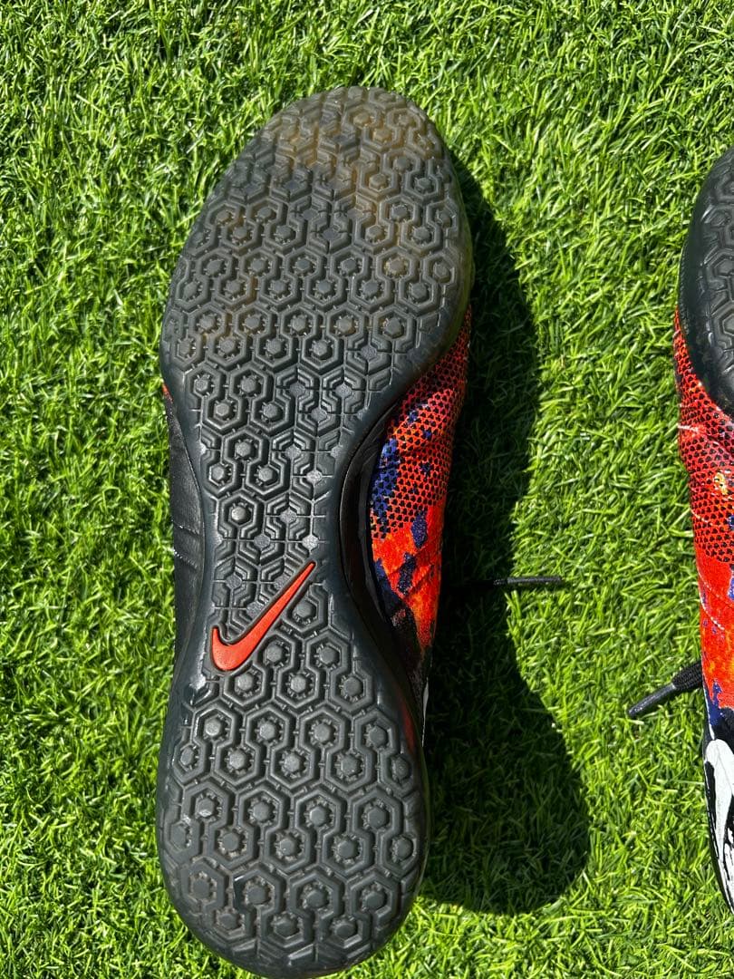 値下げしました！Nike マーキュリアル　CR7 ハイカット サッカーシューズ