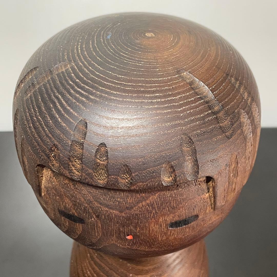 【山中三平】創作こけし｜おかっぱ 伏し目 花模様｜三平こけし 約19cm