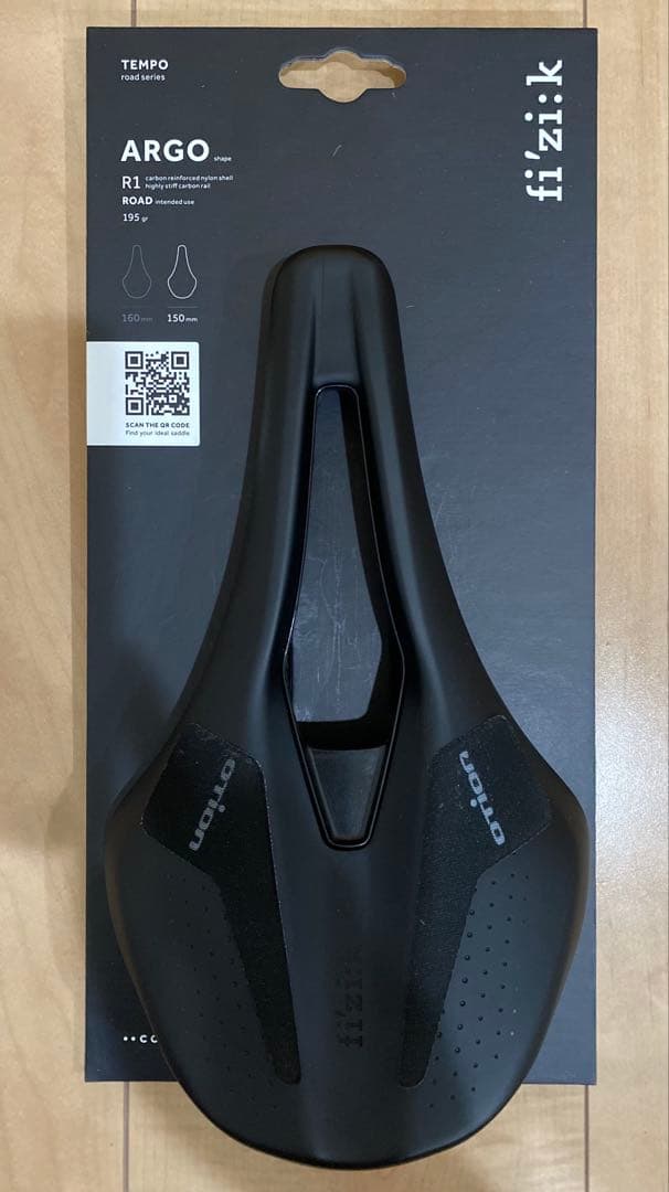 fizik フィジークARGO R1 サドル ブラック