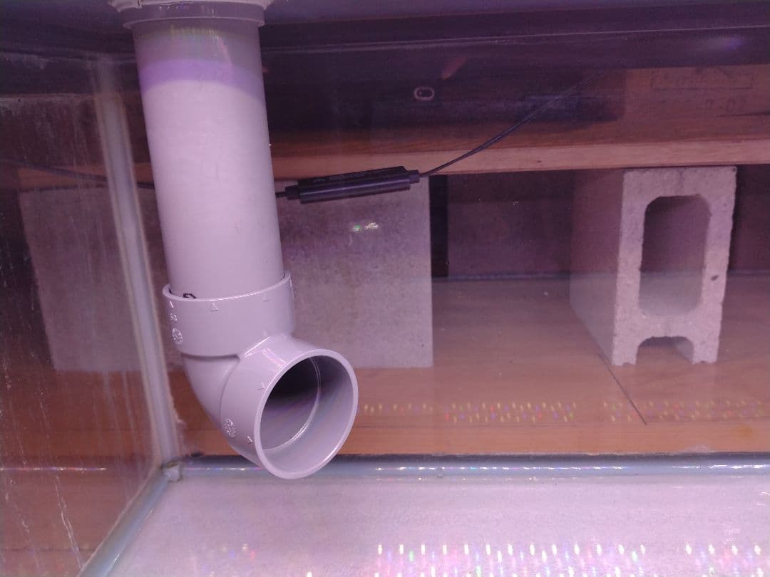 【引き取り限定】【大阪市】90cm水槽・上部フィルター・照明・ポンプの4点セット