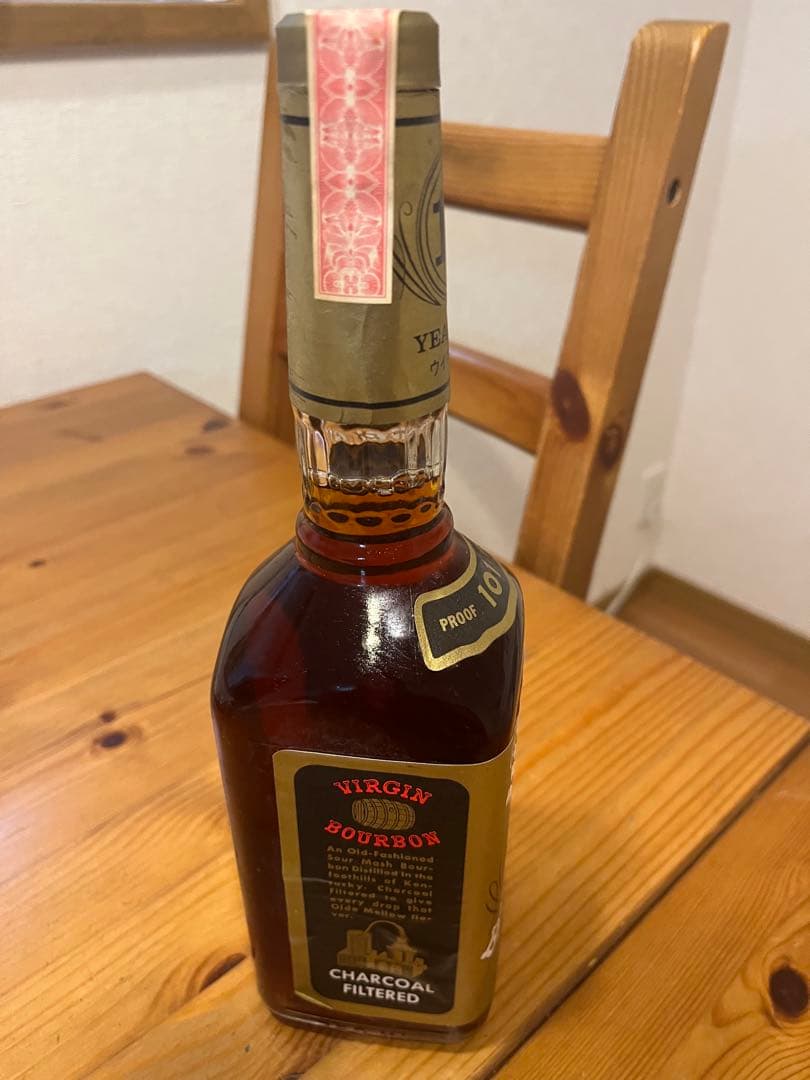VIRGIN BOURBON 15 YEARS OLD ヴァージンバーボン15年