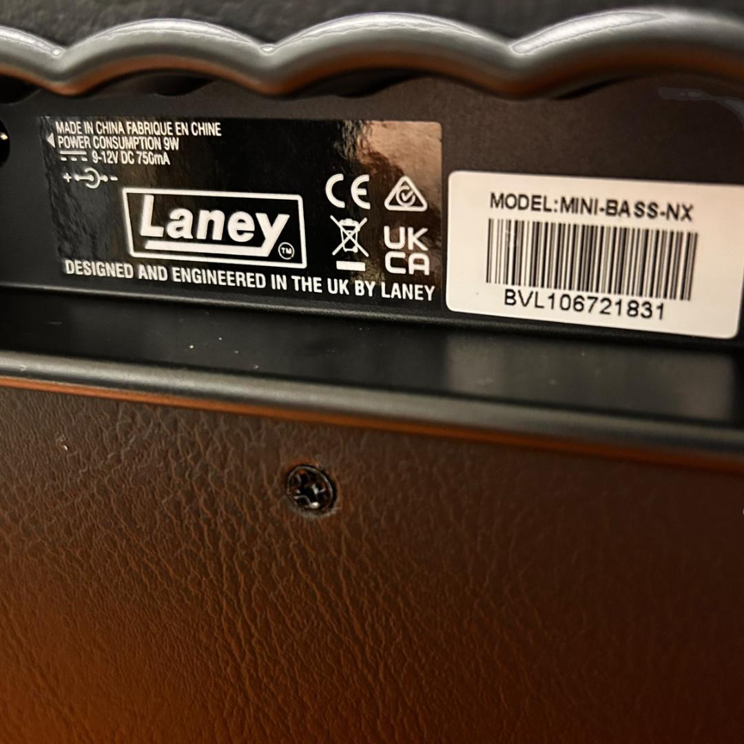 【極美品】Laney Mini-Bass NX 電池駆動ベースアンプ 小型